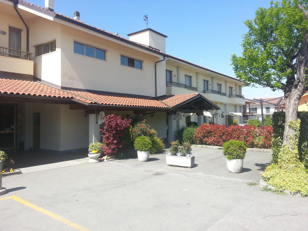 Hotel Borgonuovo Marene Esterno foto