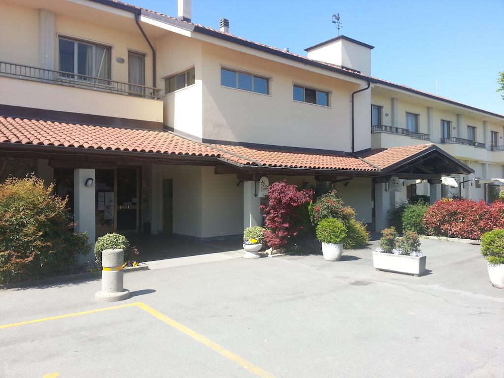 Hotel Borgonuovo Marene Esterno foto